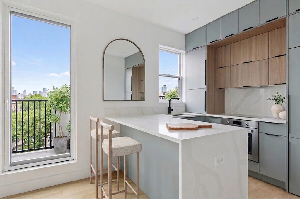 286 Covert Street - Photo 2