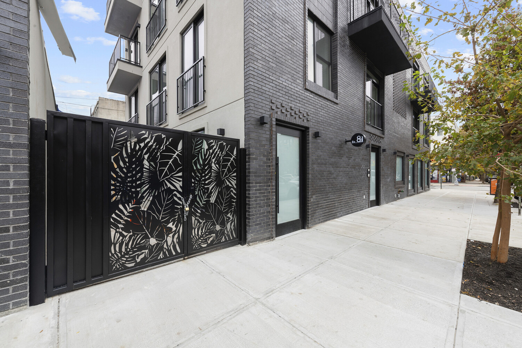 286 Covert Street - Photo 2
