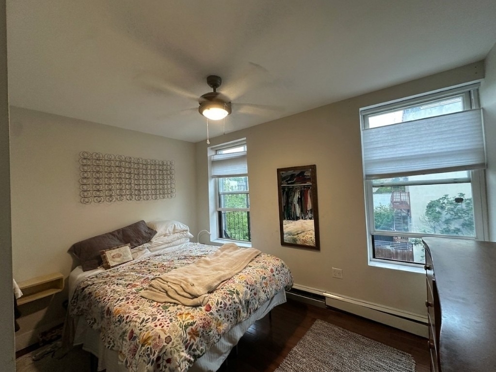 374 Van Brunt Street - Photo 3