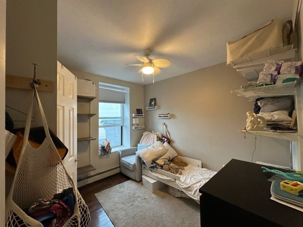 374 Van Brunt Street - Photo 4