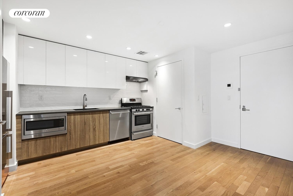 247 N 7th Street - Photo 2