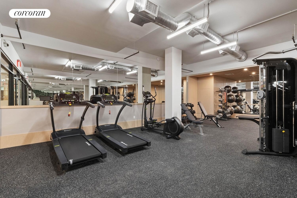 50 Varet Street - Photo 15