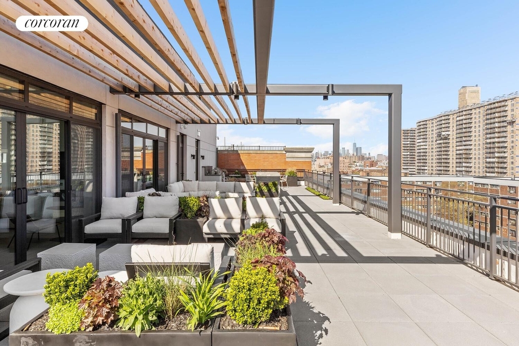 50 Varet Street - Photo 10