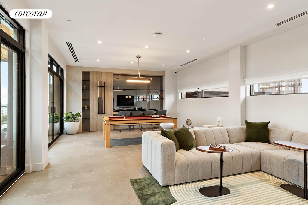 50 Varet Street - Photo 14