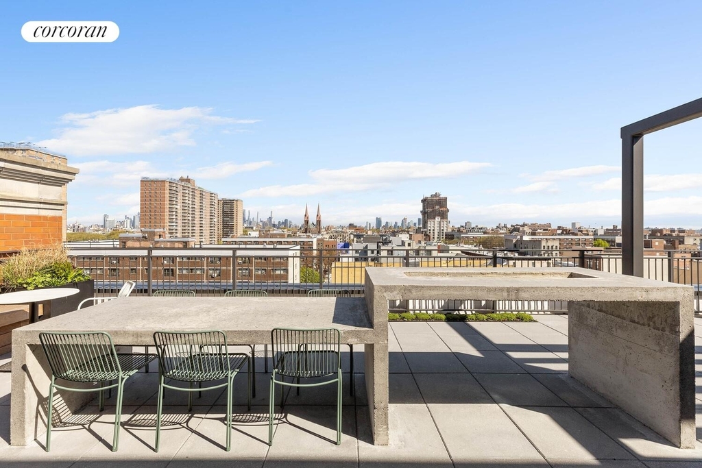 50 Varet Street - Photo 12