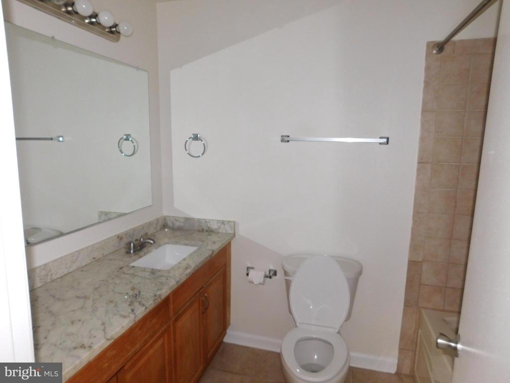 200 Dover Place - Photo 12