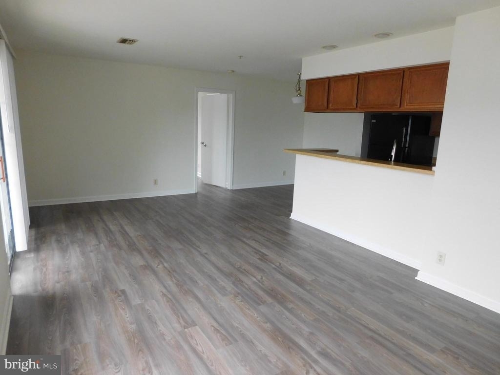 200 Dover Place - Photo 5