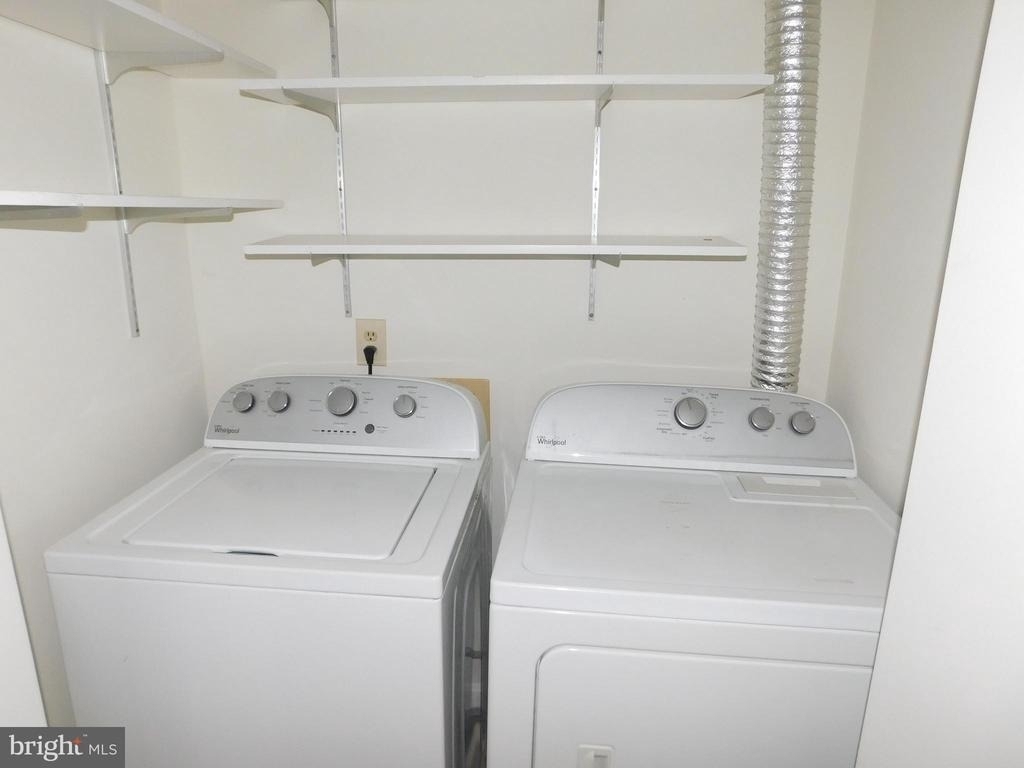 200 Dover Place - Photo 9