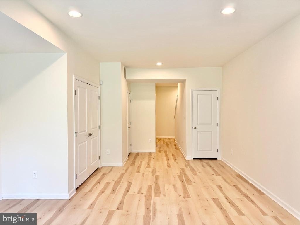 127 Streamview Drive - Photo 31