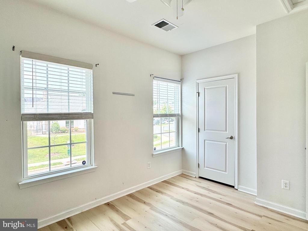 127 Streamview Drive - Photo 23