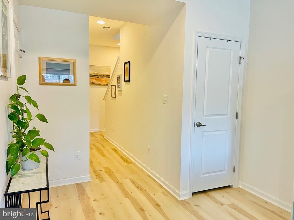 127 Streamview Drive - Photo 10