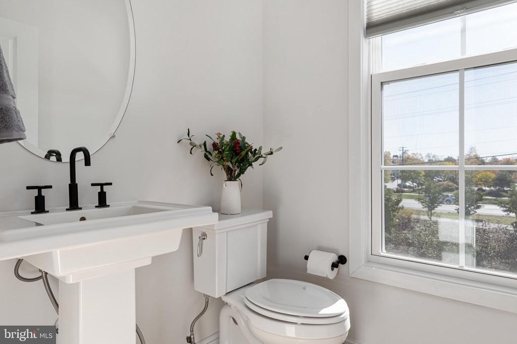 6746 Upland Manor Drive - Photo 35