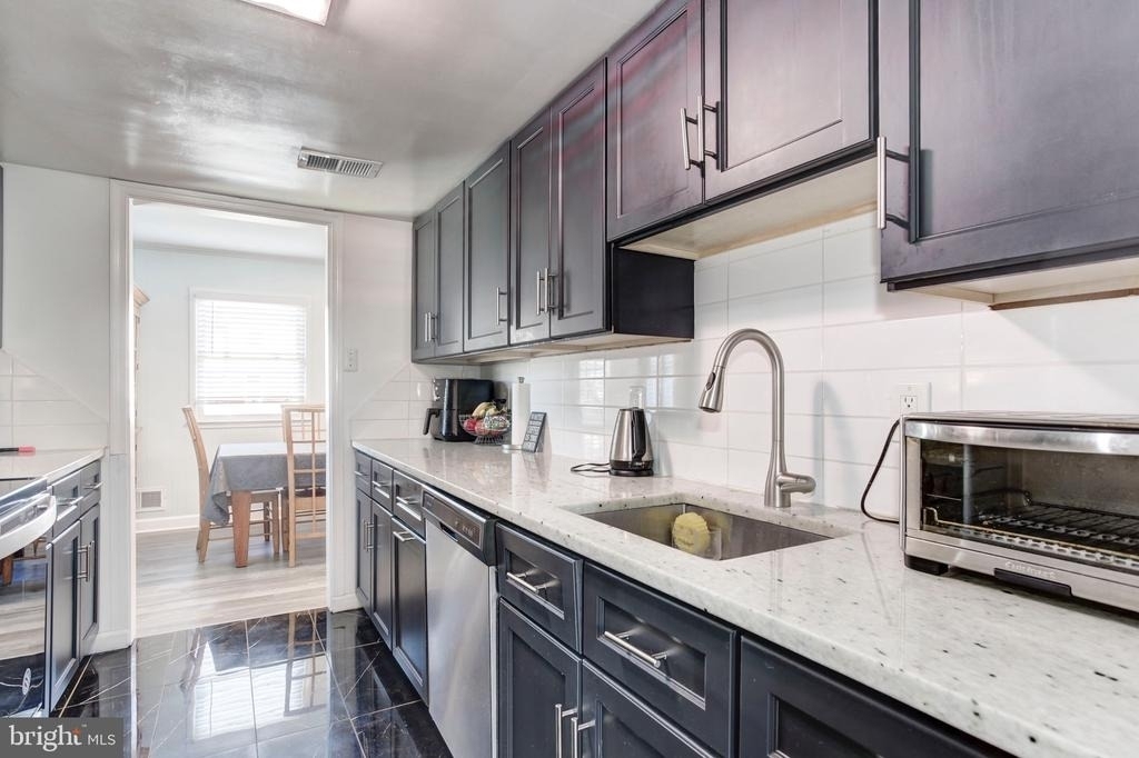 2409 Kilpatrick Place - Photo 12