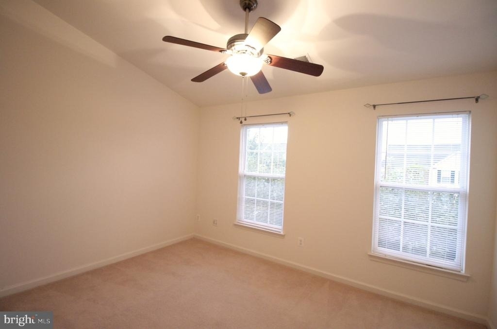 44501 Potter Terrace - Photo 21