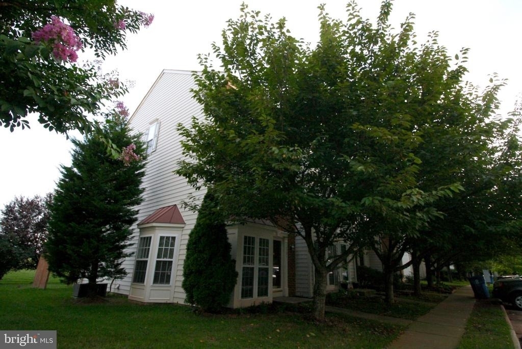 44501 Potter Terrace - Photo 1