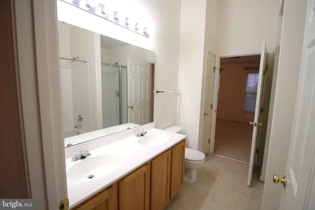 44501 Potter Terrace - Photo 24