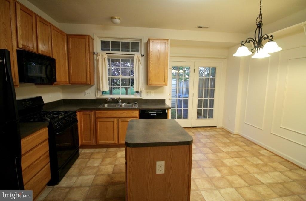 44501 Potter Terrace - Photo 8
