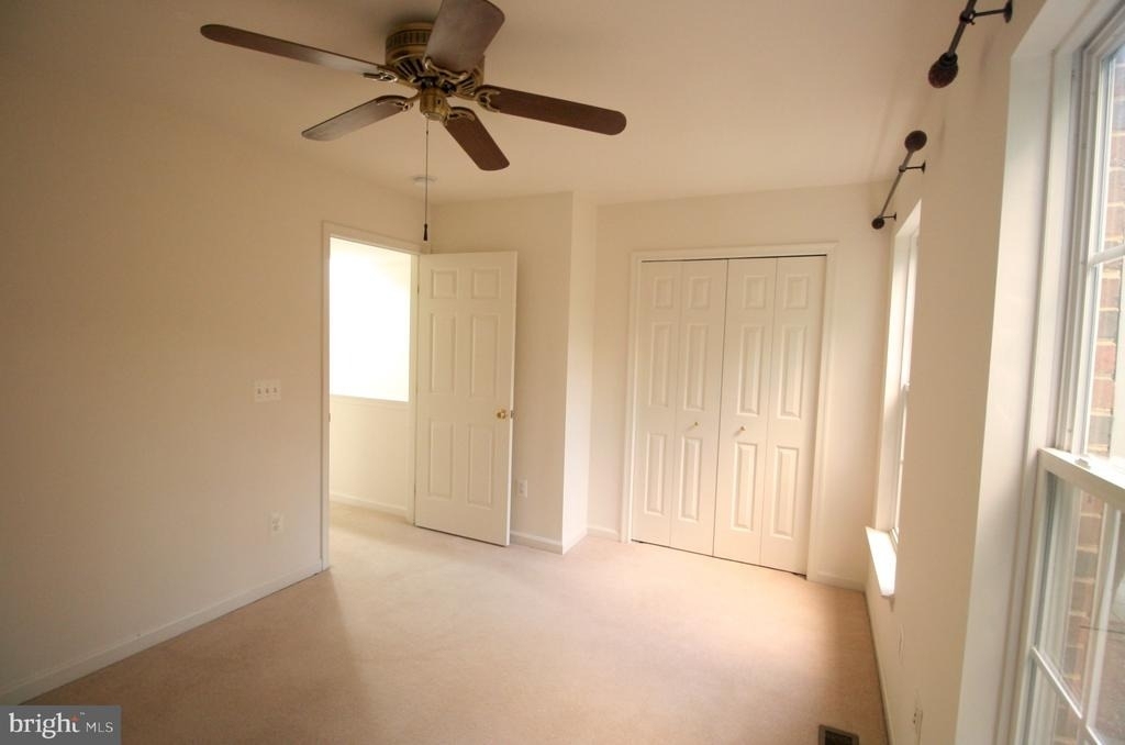 44501 Potter Terrace - Photo 20