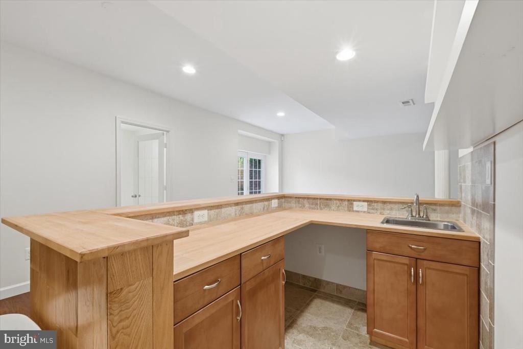 20242 Hidden Creek Court - Photo 27