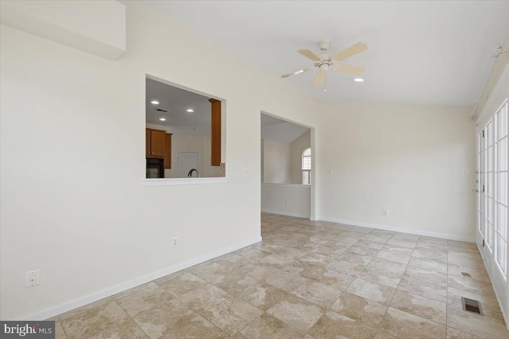 20242 Hidden Creek Court - Photo 22