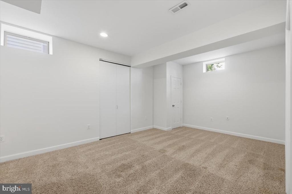 20242 Hidden Creek Court - Photo 30