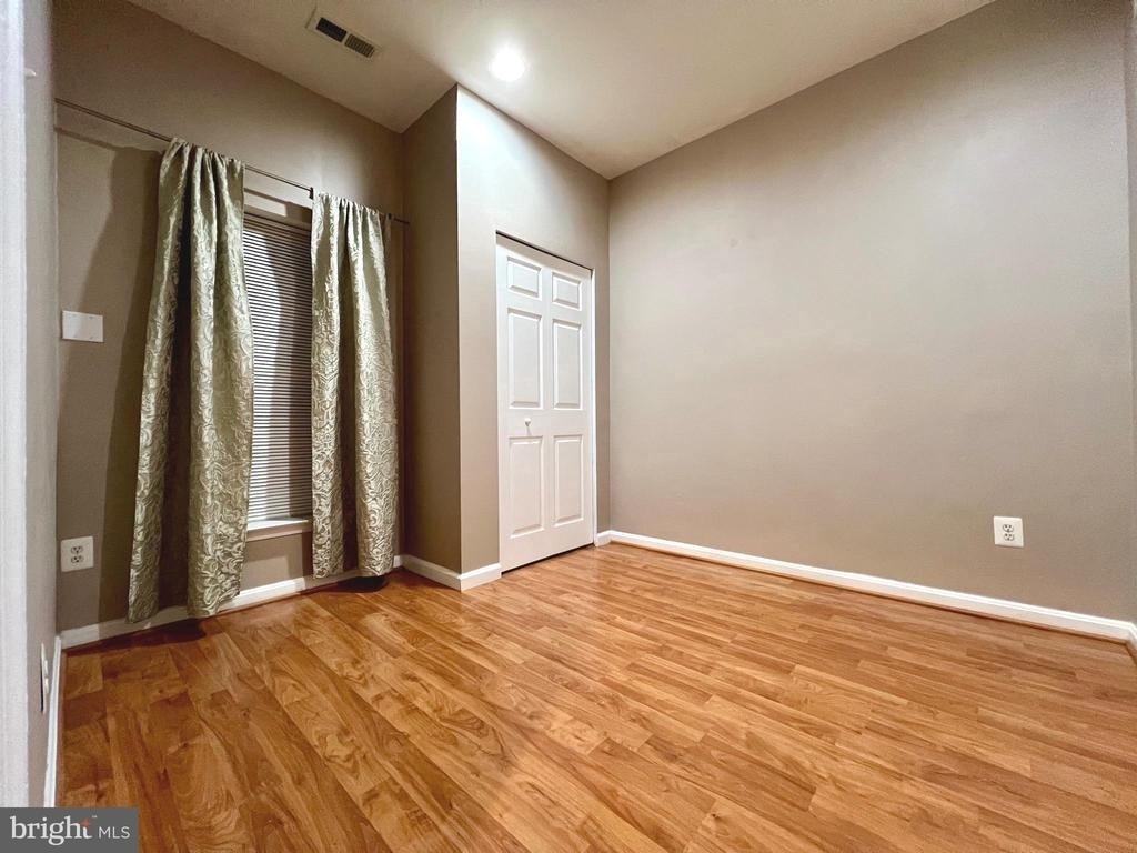 21831 Ladyslipper Square - Photo 42