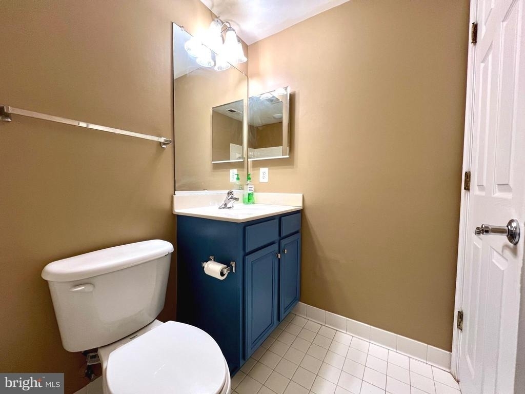 21831 Ladyslipper Square - Photo 43