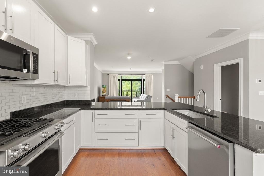 19286 Winmeade Drive - Photo 15