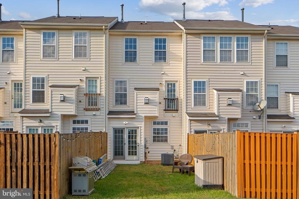44481 Watertown Terrace - Photo 20