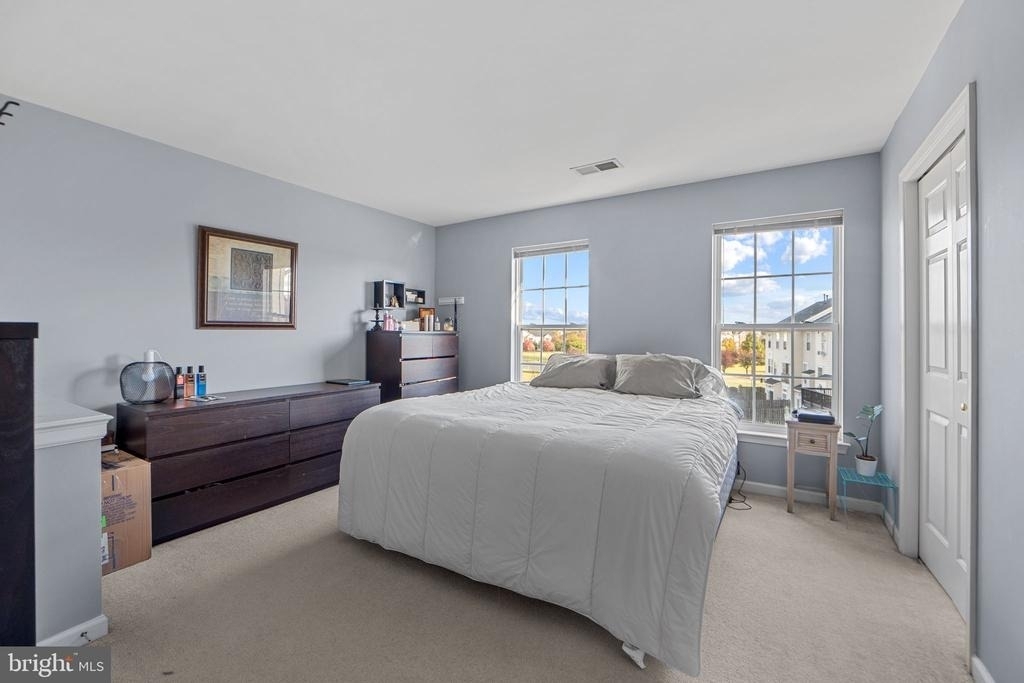 44481 Watertown Terrace - Photo 18