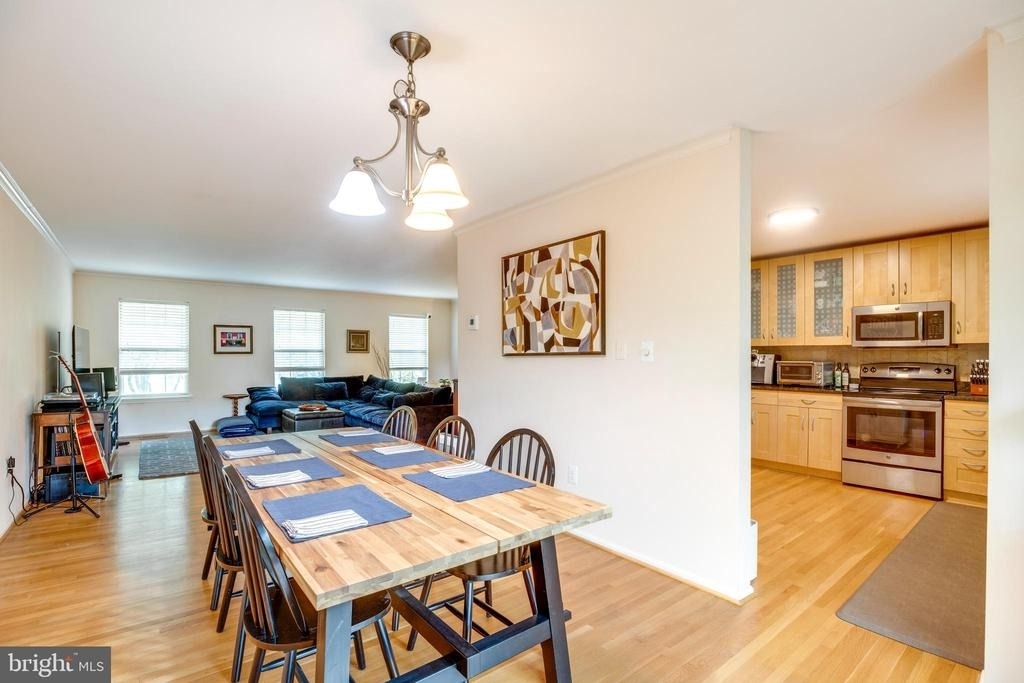 10535 Brevity Drive - Photo 2