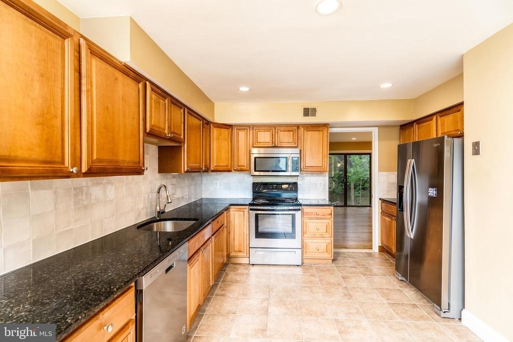 3134 Delburne Court - Photo 2