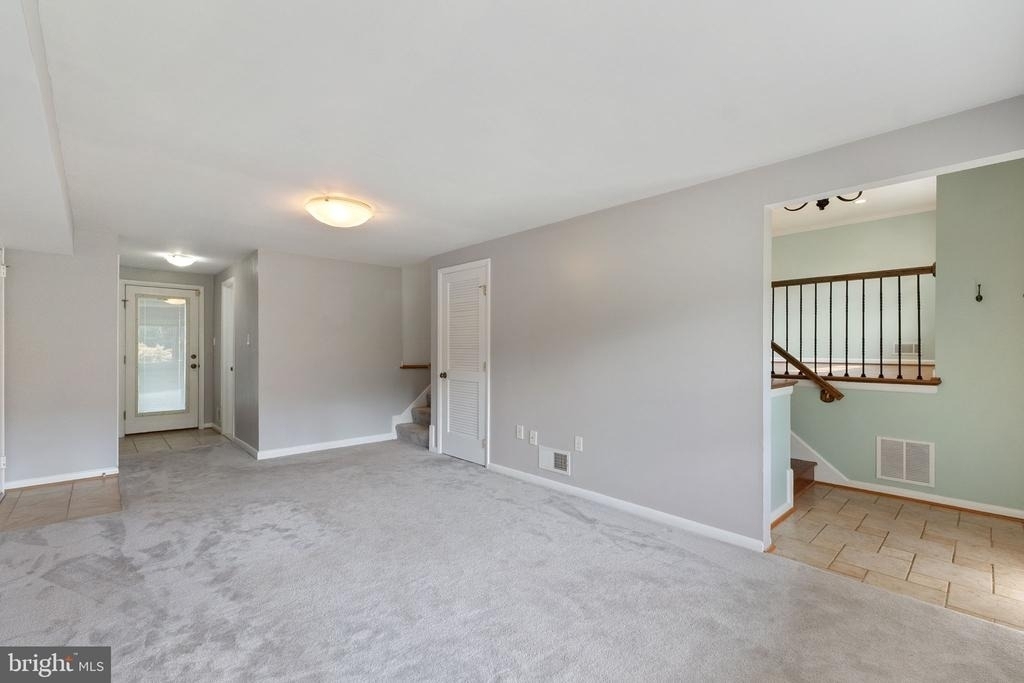 1805 Ingemar Court - Photo 8