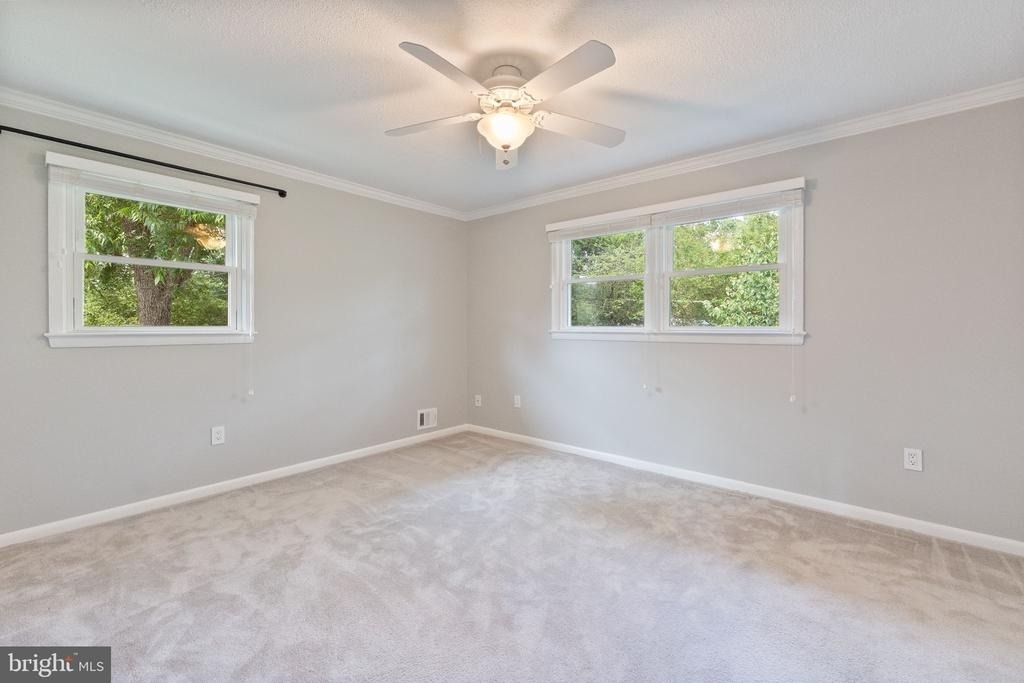 1805 Ingemar Court - Photo 15