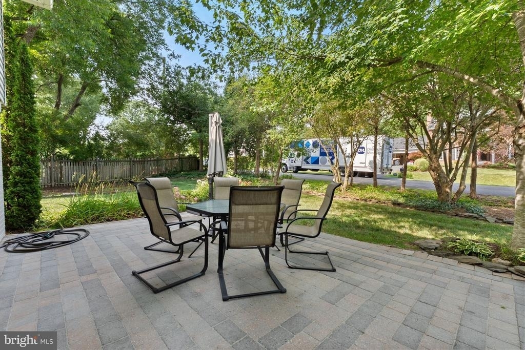 1805 Ingemar Court - Photo 23