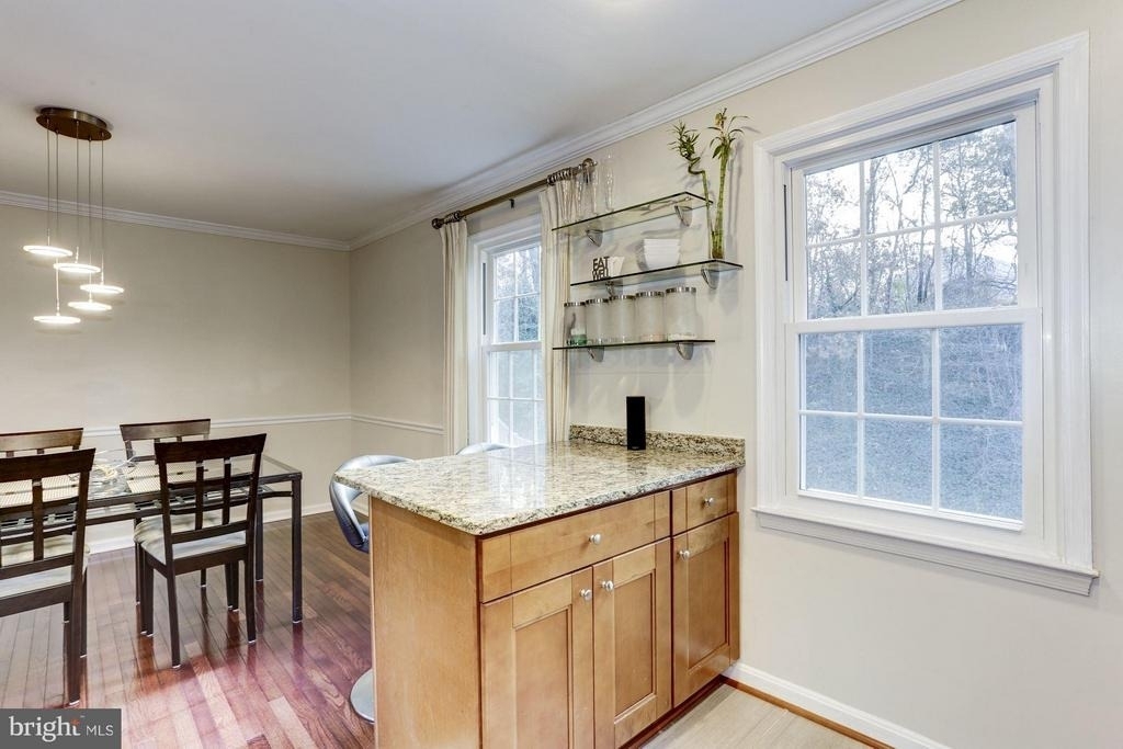 6069 Crown Royal Circle - Photo 12