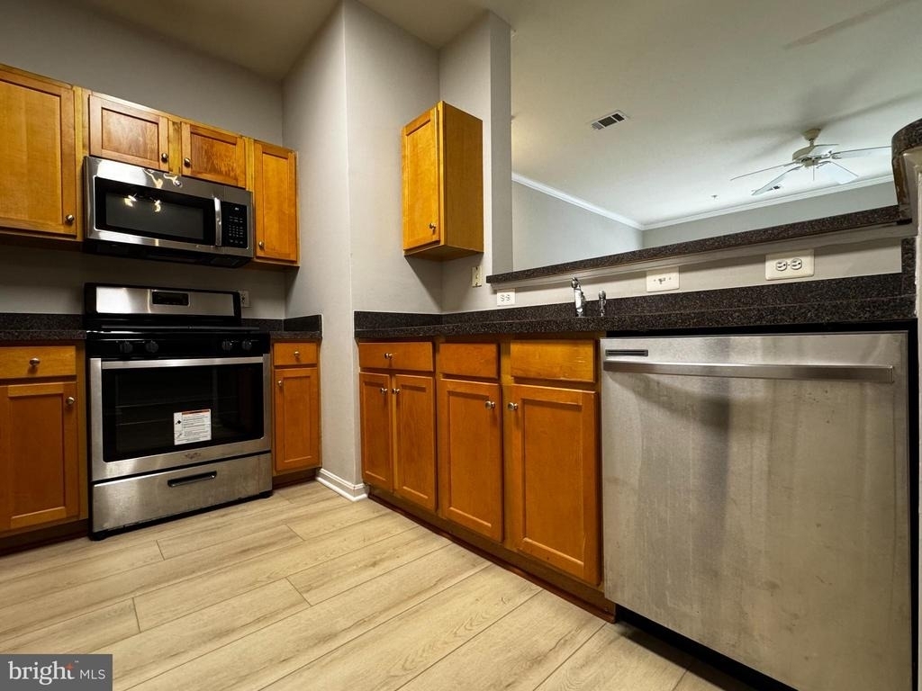 5136 Brittney Elyse Circle - Photo 17