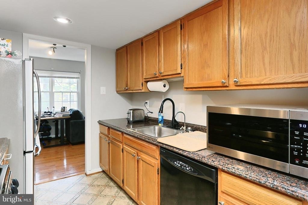 7844 Snead Lane - Photo 8
