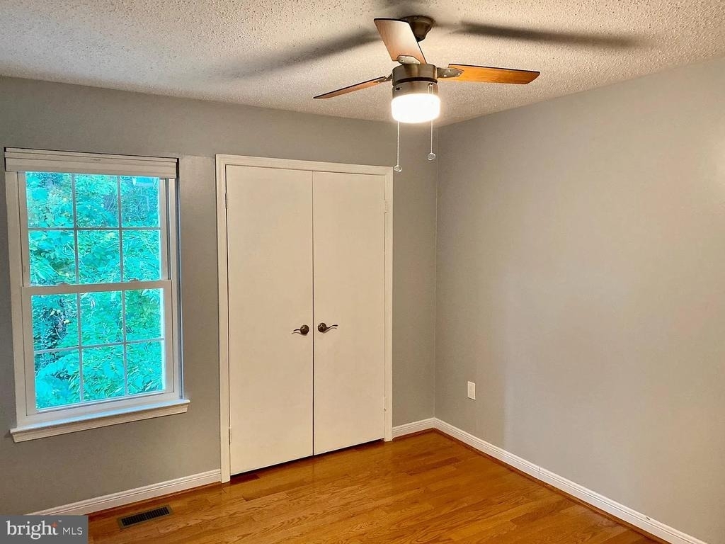 12284 Wye Oak Commons Circle - Photo 11