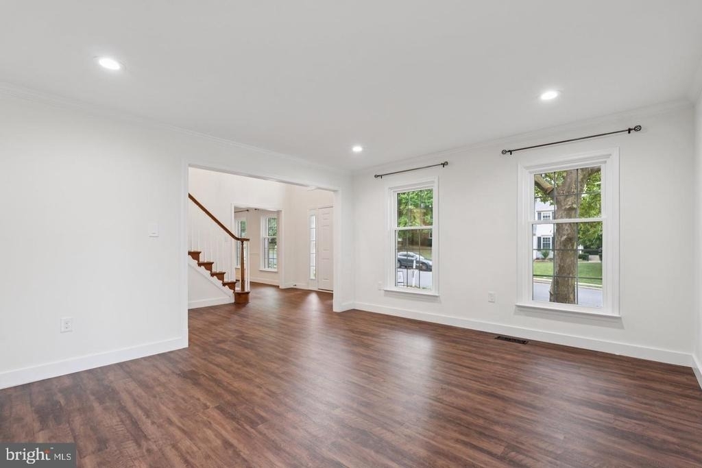 1291 Mason Mill Court - Photo 3