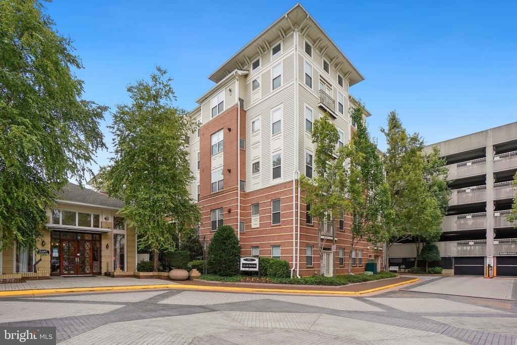 9486 Virginia Center Boulevard - Photo 1