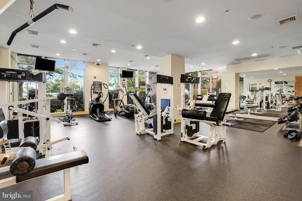 9486 Virginia Center Boulevard - Photo 21