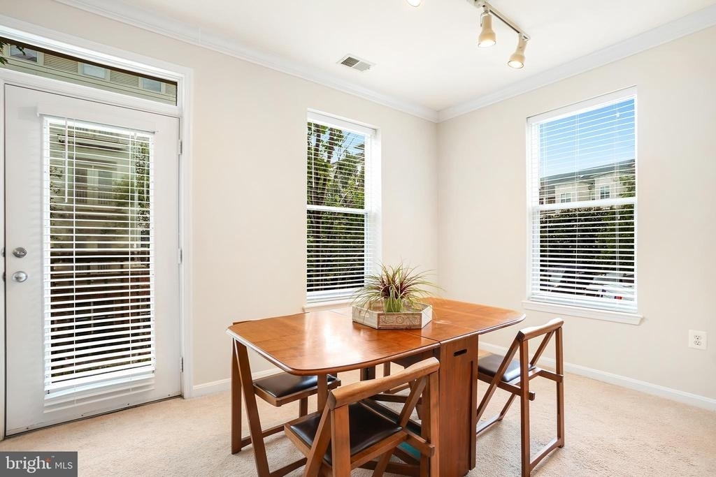 9486 Virginia Center Boulevard - Photo 7