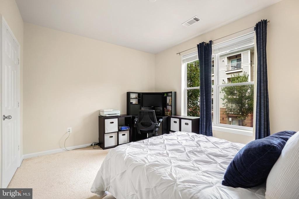 9486 Virginia Center Boulevard - Photo 16