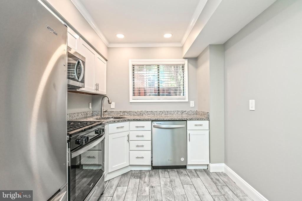 2700 Dartmouth Road - Photo 13