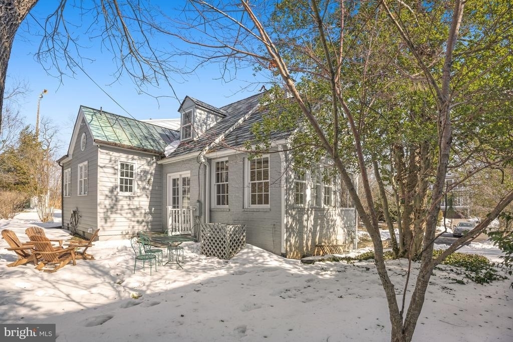 3916 Military Road - Photo 46