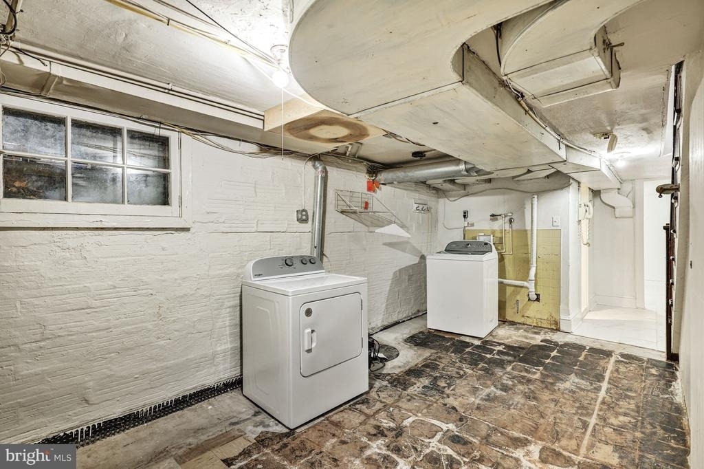 3916 Military Road - Photo 39