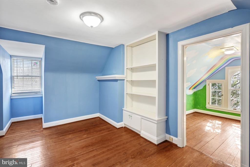 3916 Military Road - Photo 23