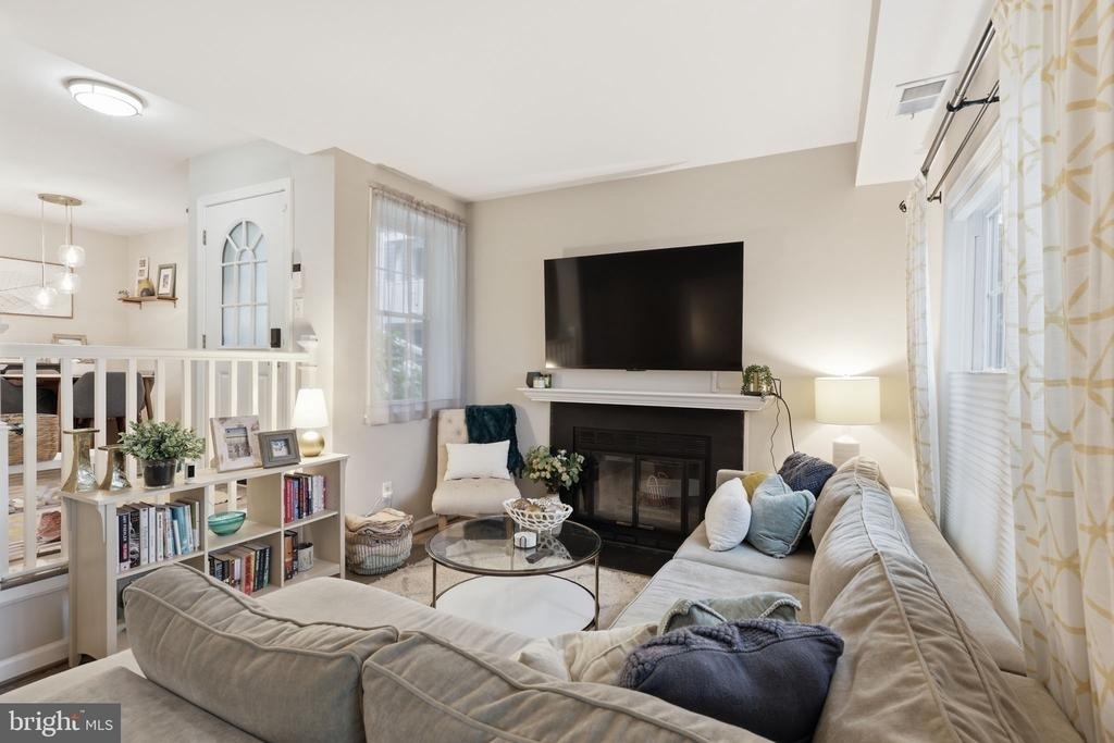 2807 S Woodrow Street - Photo 10