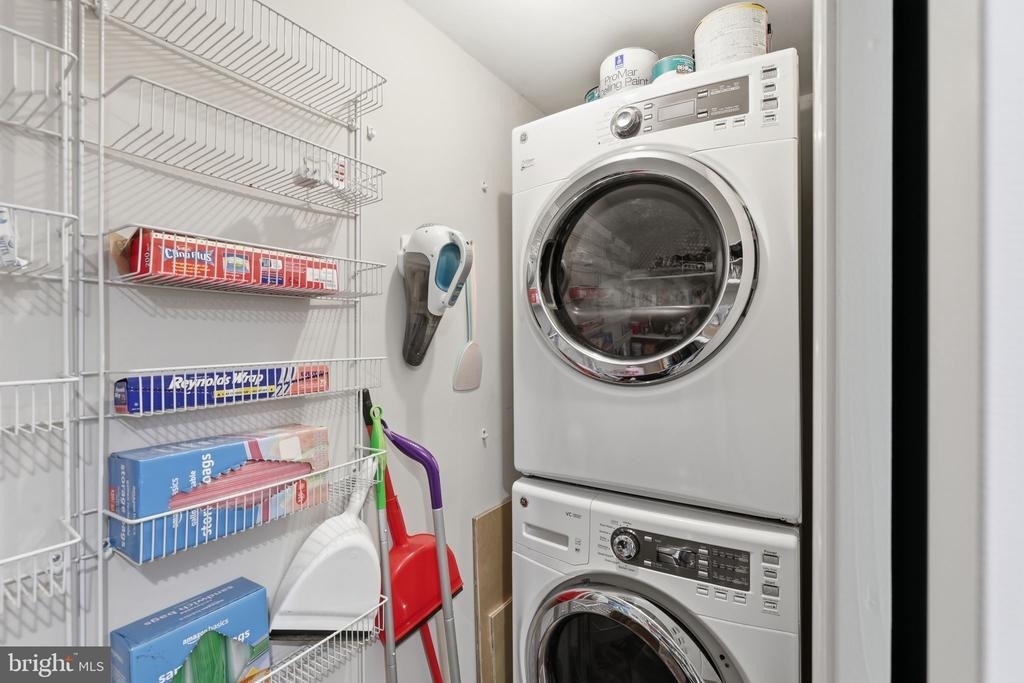 2807 S Woodrow Street - Photo 7